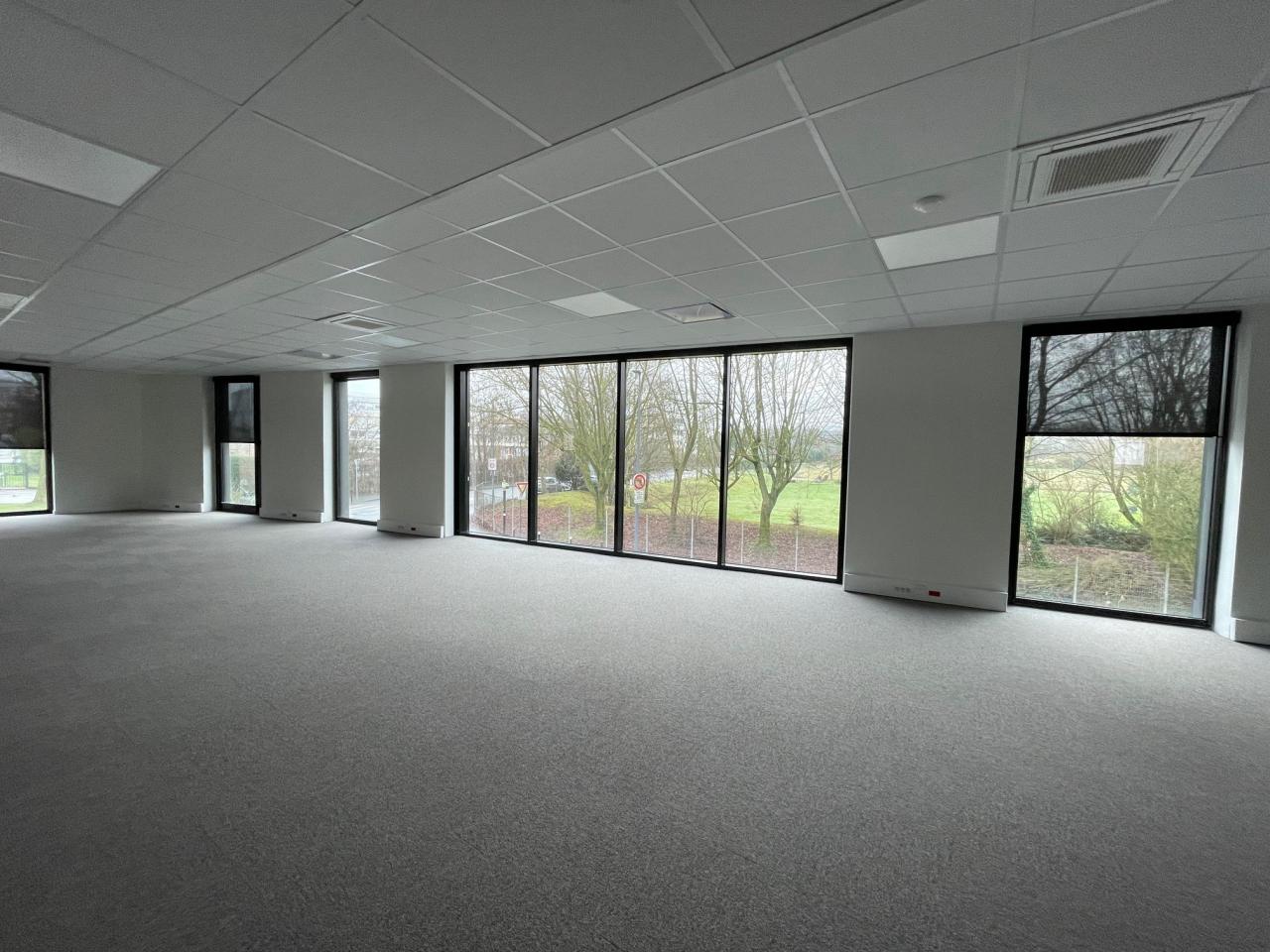 Bureau La Madeleine 1819m² Location bureau La Madeleine Nord OLBUR2114213 10